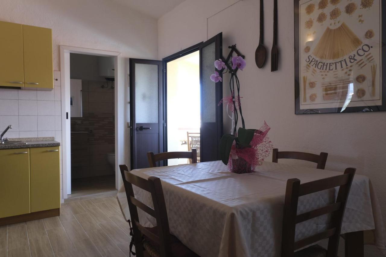 Aria Di Vacanza - Gelsi Olbia Exteriör bild