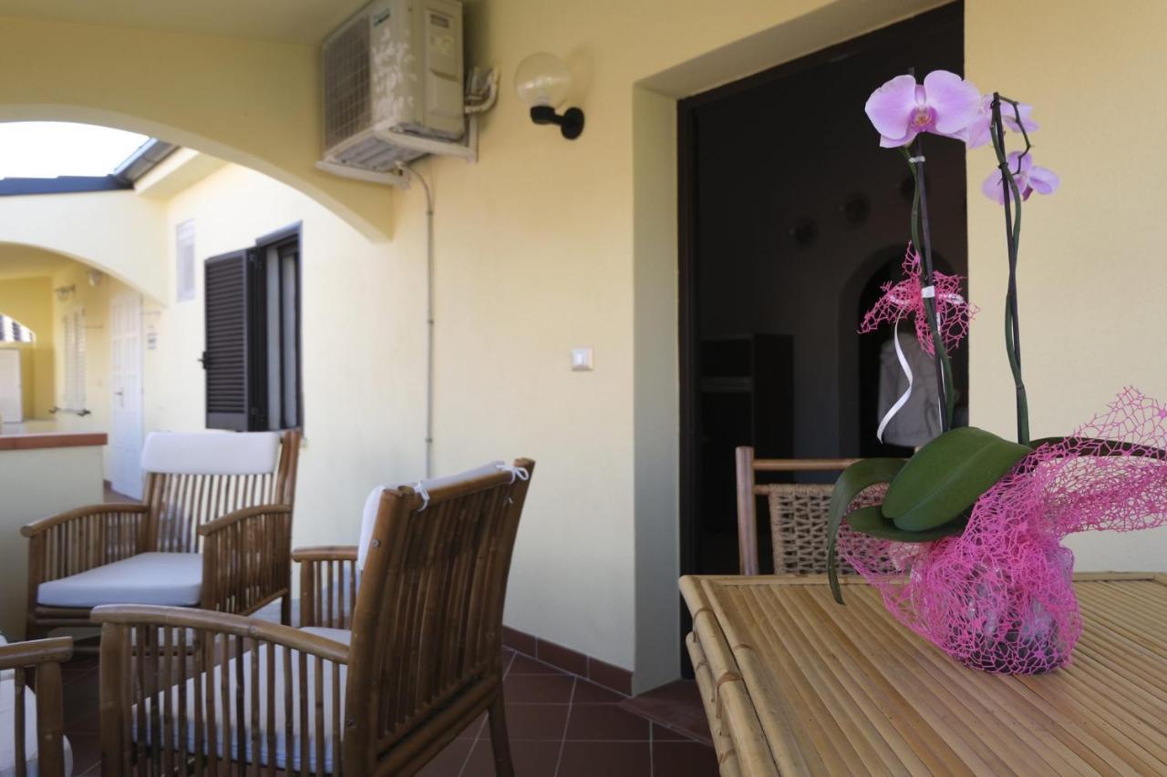 Aria Di Vacanza - Gelsi Olbia Exteriör bild