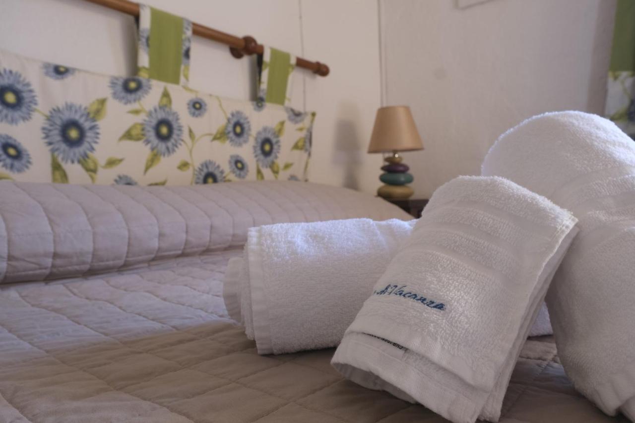 Aria Di Vacanza - Gelsi Olbia Exteriör bild