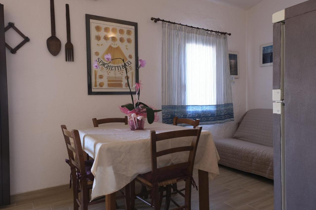 Aria Di Vacanza - Gelsi Olbia Exteriör bild