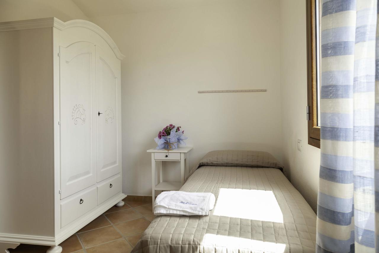 Aria Di Vacanza - Gelsi Olbia Exteriör bild